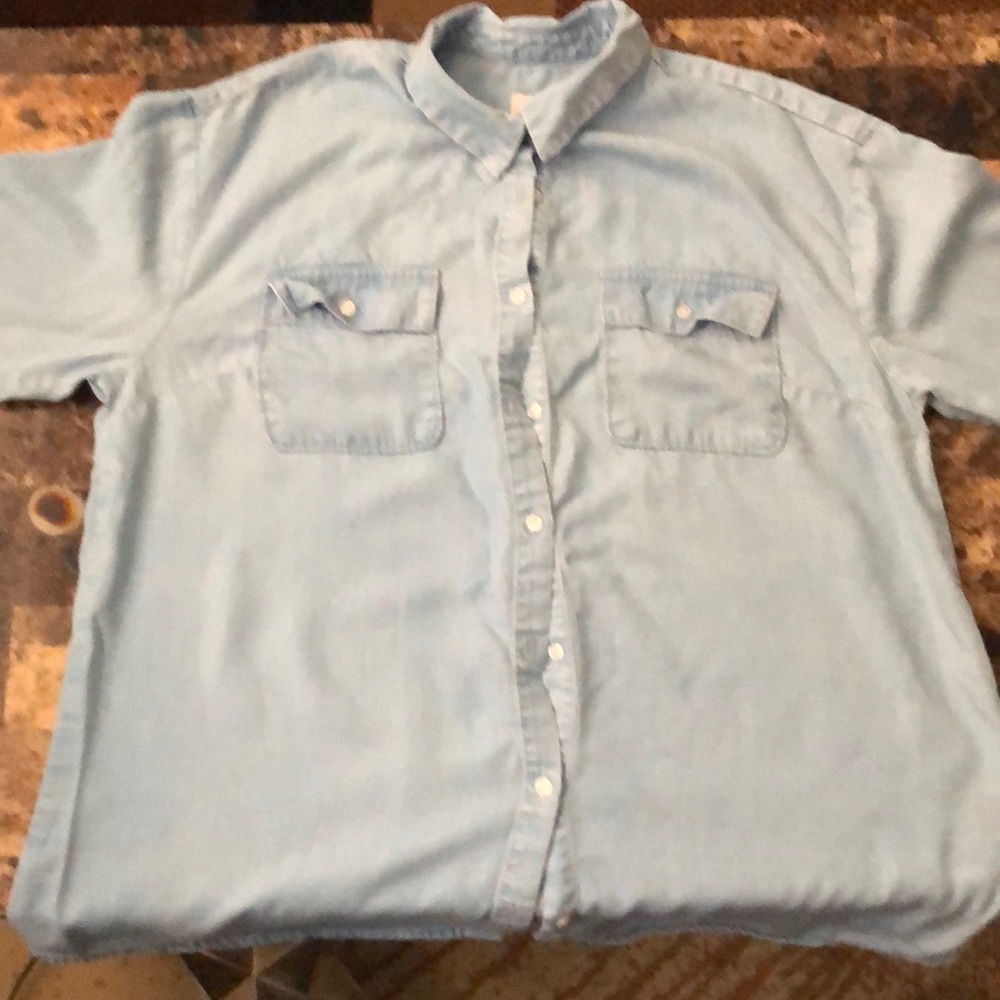andeawy brand men shirt  (LARGE)